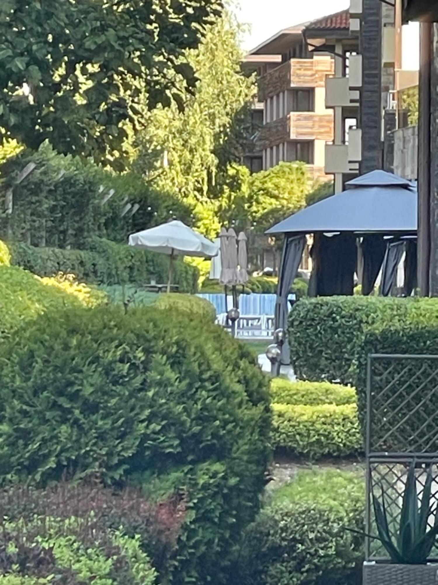 Ground Floor 2-Bedrooms, 2-Bathrooms Apartment Near Bansko In A Complex With Pools And Spa Included رازلوغ المظهر الخارجي الصورة